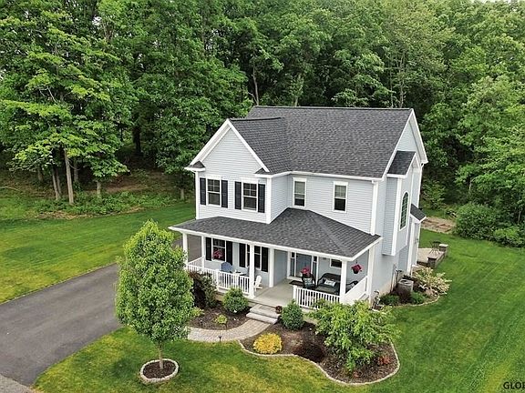 5th image of 10 Waverly Cir