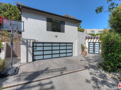 12320 Deerbrook Ln, Los Angeles, CA, 90049