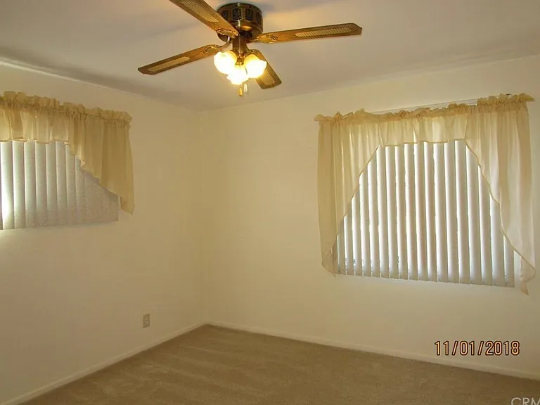 304 N Kendor Dr — Photo 4