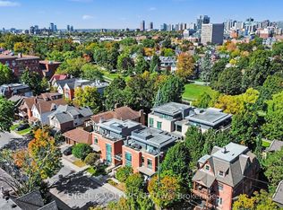 31 1st Ave #104, Ottawa, ON K1S 2G1