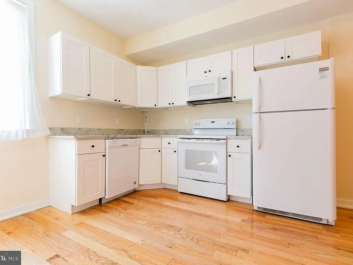 2 bed, $1,700 — Photo 1