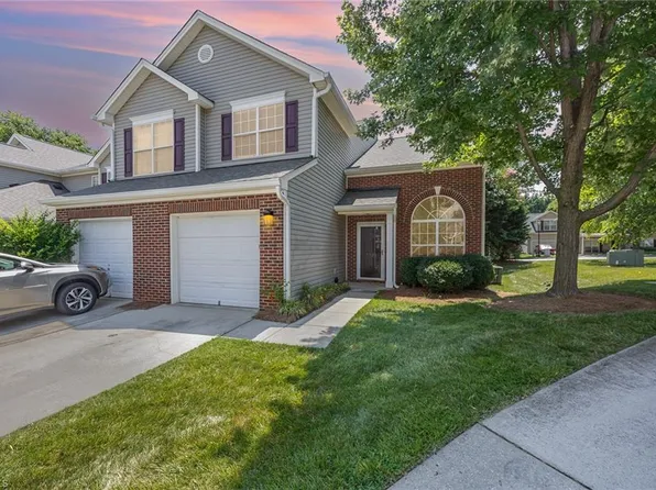 3924 Fountain Village Cir, High Point, NC 27265