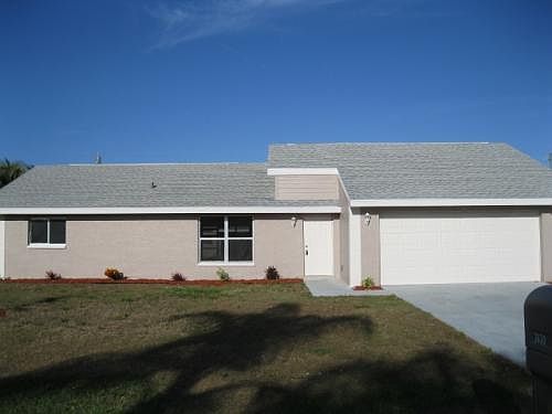 1st image of 3630 SW 6th Pl