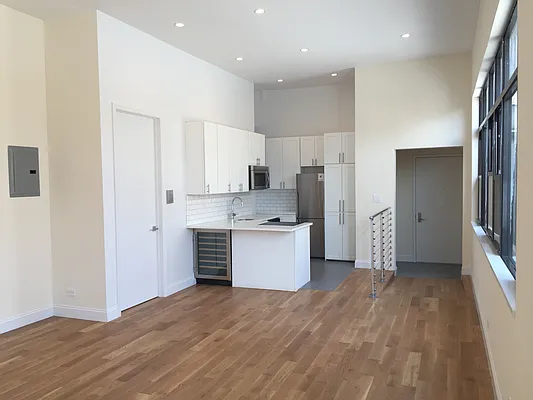 Rented by Sky Management | media 39