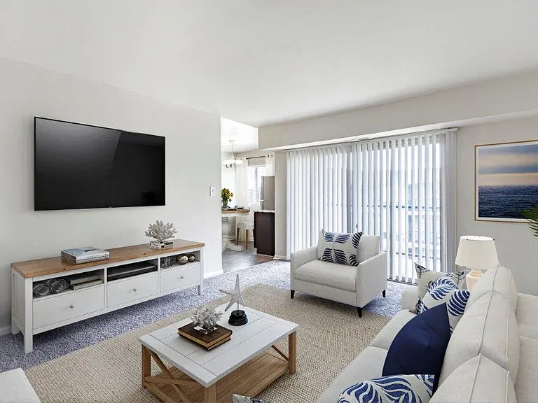 Seneca Bay Apartment Homes — Photo 4