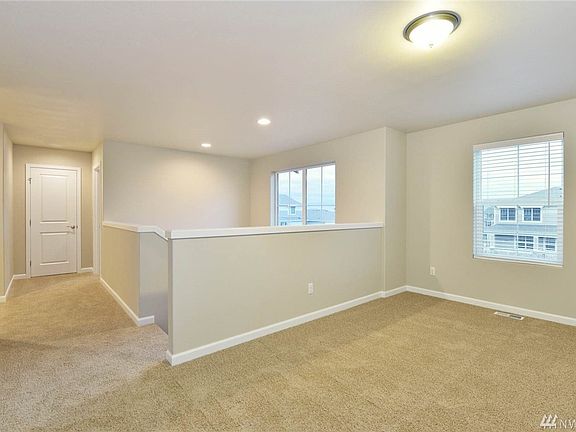 5th image of 3223 N 30th St
