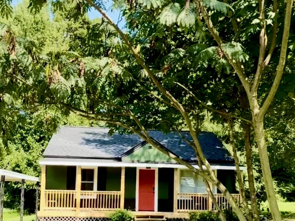 1012 Terrell Dr, High Point, NC 27262