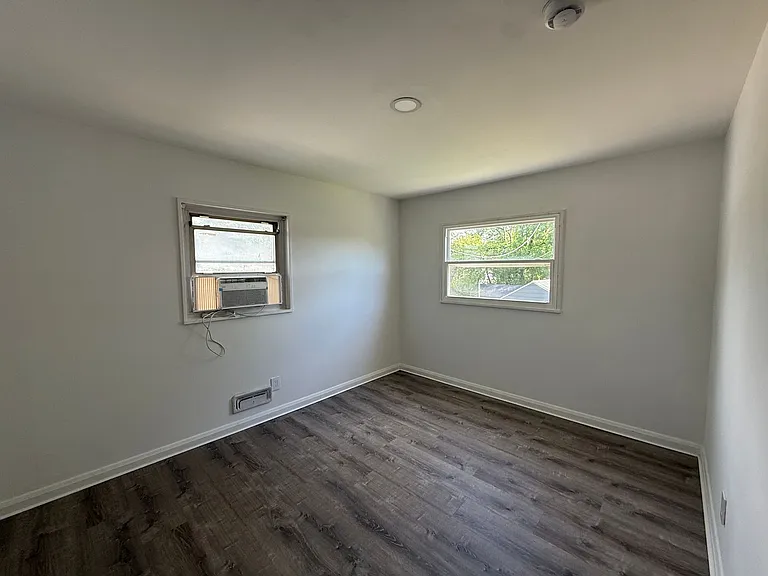 7805 Brevort Rd — Photo 12