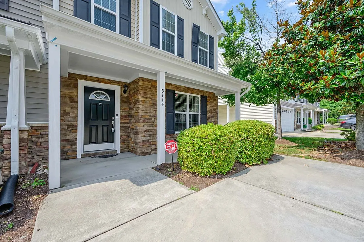 Building Photo - 5114 Thornton Knoll Way
