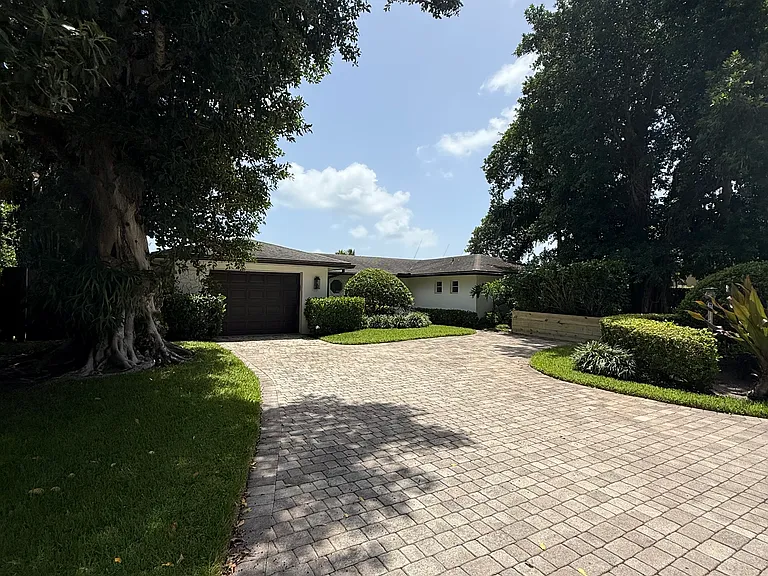 14120 Harbor Ln — Photo 4