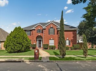 6206 Hidden Springs Ln, Garland, TX 75044