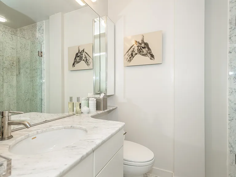 755 Boylston St #403 — Photo 2