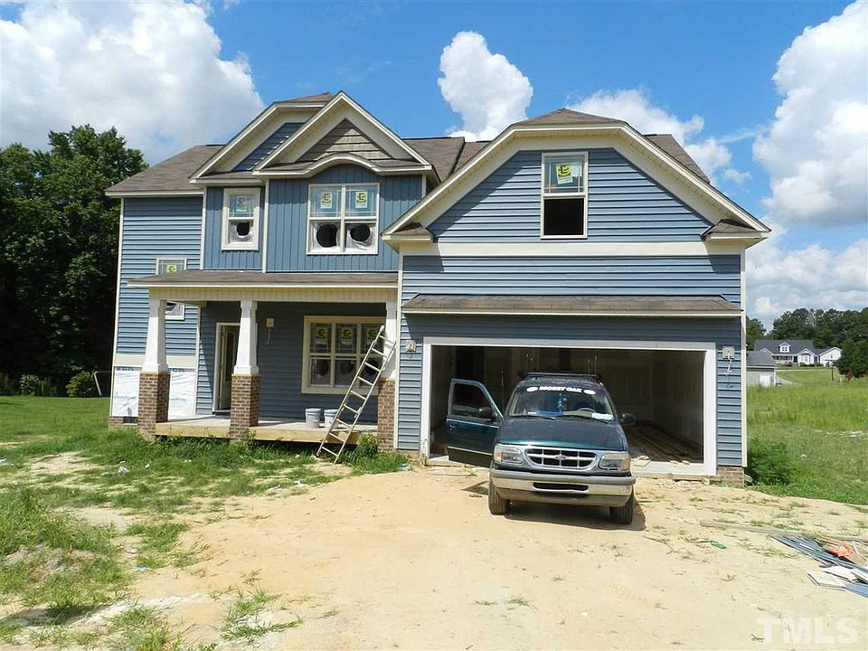 1st image of 38 Gray Squirrel Dr