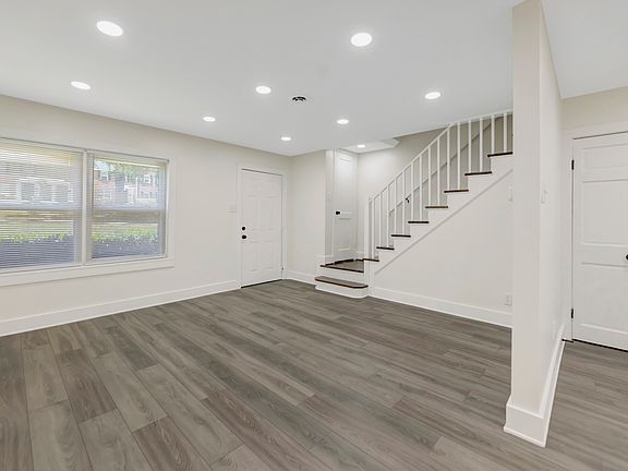 5th image of 1701 Valley Ave APT C