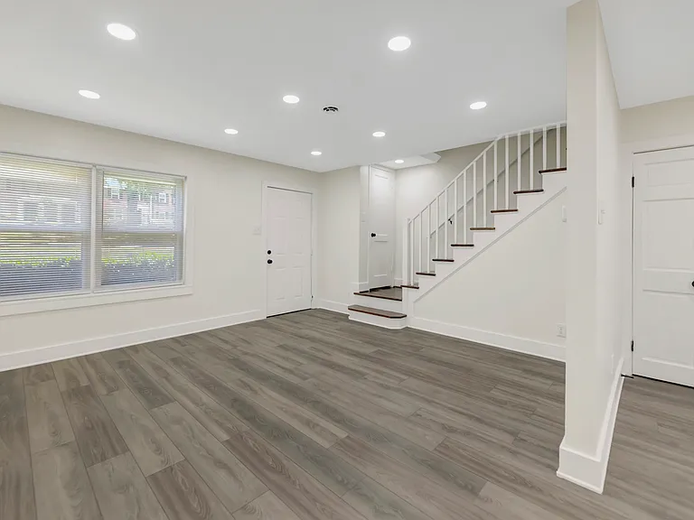 1701 Valley Ave #C — Photo 5
