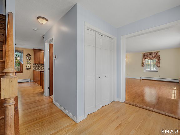 5th image of 241 Upper Pattagansett Road