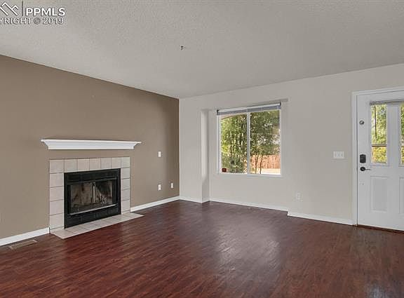 5th image of 1560 Canoe Creek Dr
