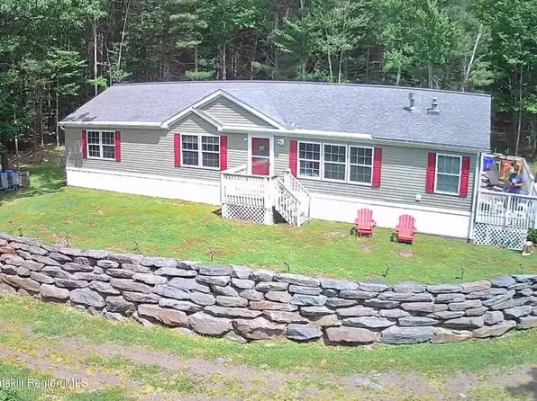 4323 Washington Street, Prattsville, NY 12468
