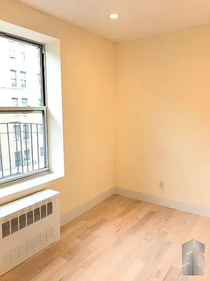 Rented by Skyline Group Real Estate | media 17