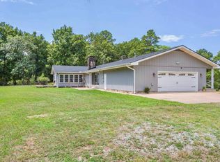 965 Lofton Ln, Chickamauga, GA 30707