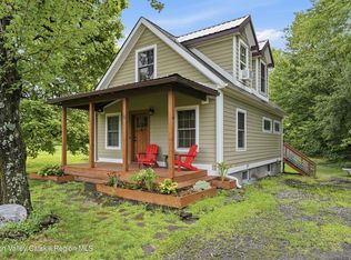 8 S Ohioville Rd, New Paltz, NY 12561