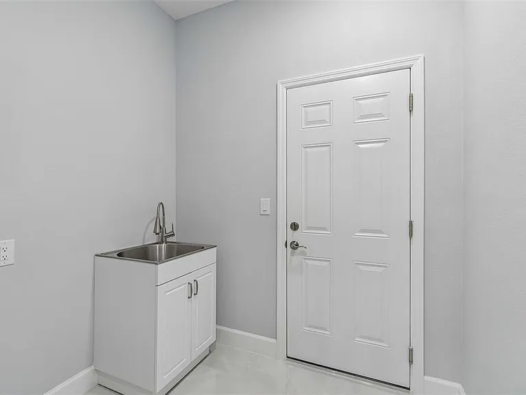 6018 Newmark St — Photo 14