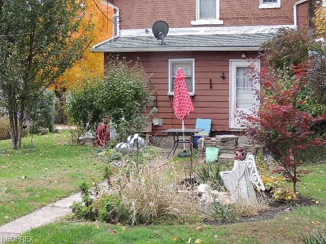 2nd image of 324 N 11th St