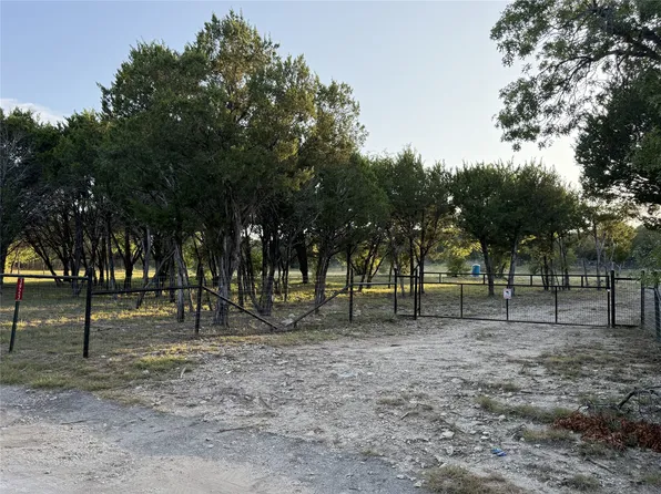 3923 County Road 1007, Glen Rose, TX 76043