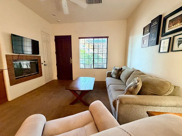 50650 Santa Rosa Plz #1 — Photo 4