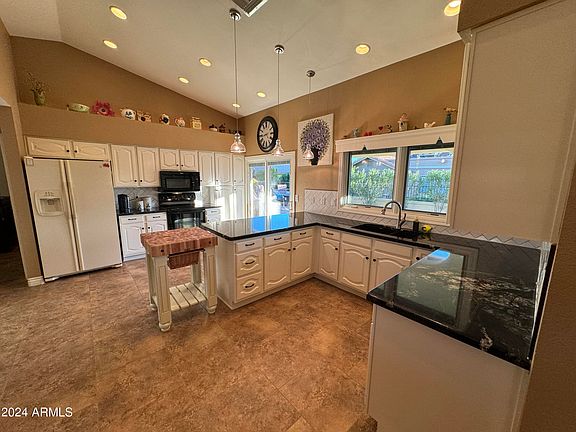 5th image of 2691 LEISURE WORLD --