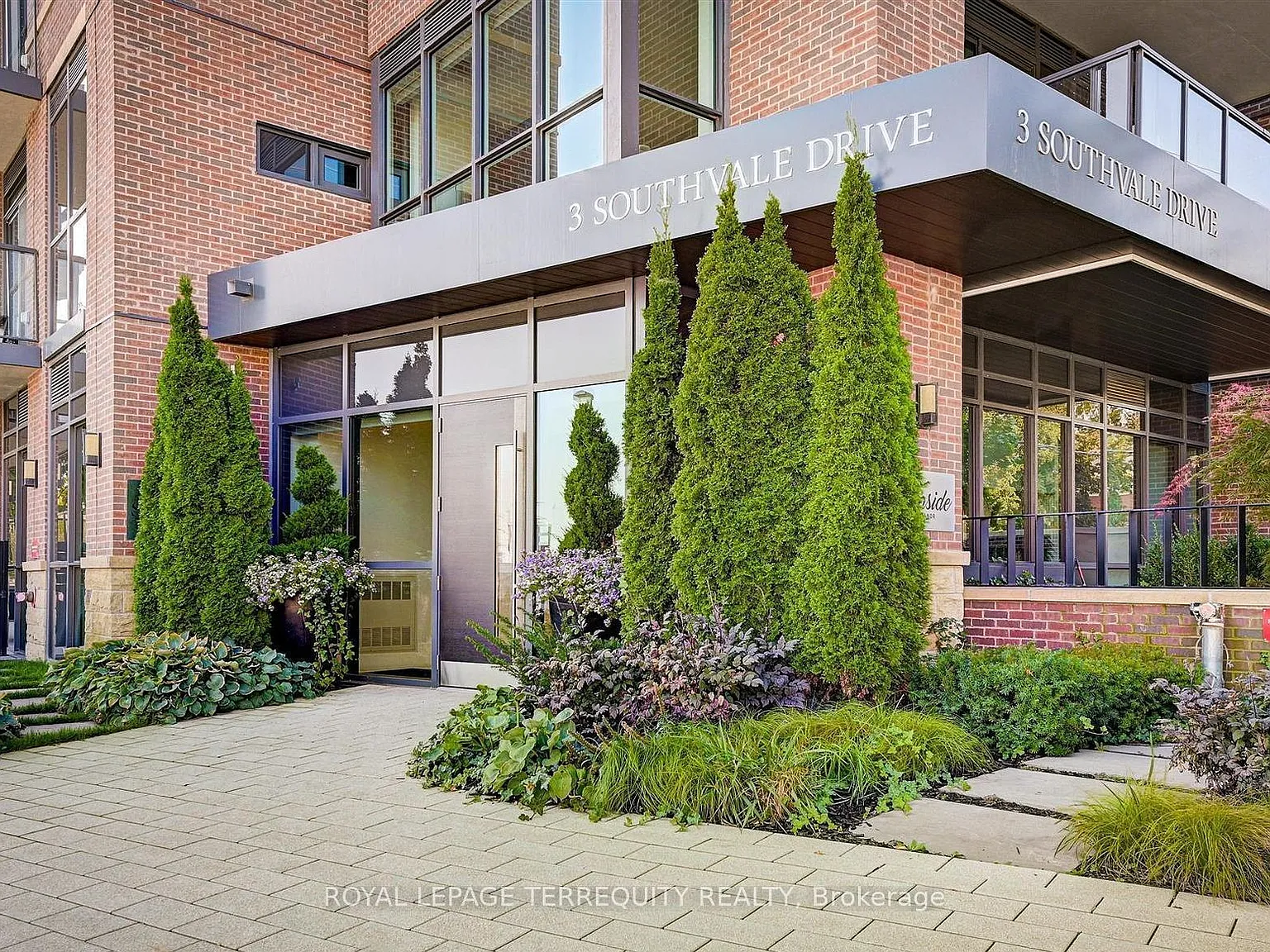 3 bed, $6,400 — Photo 3