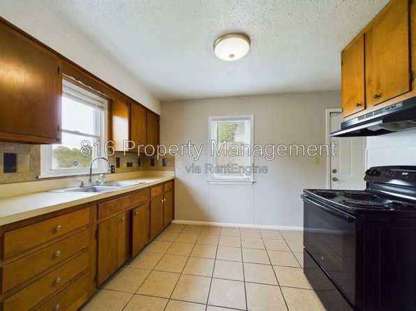 10626 E 23rd St S APT A