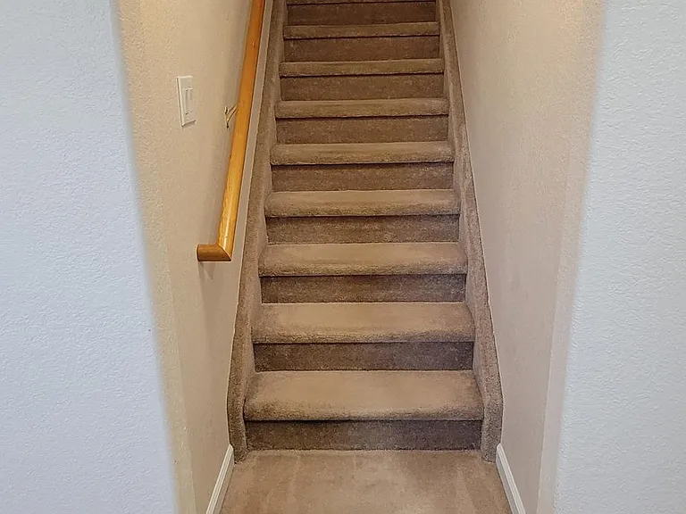 1427 N Challenger Dr — Photo 14