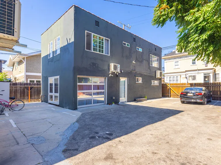 2666 Orchard Ave — Photo 7