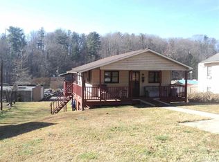 203 Newland Pl NW, Lenoir, NC 28645
