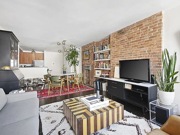 4th image of 72 E 3rd St APT 5A