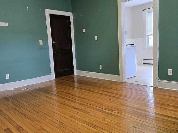 3rd image of 1 Lonsdale School St Floor 2