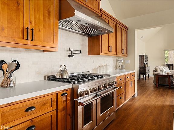 4th image of 26910 Everest Rd