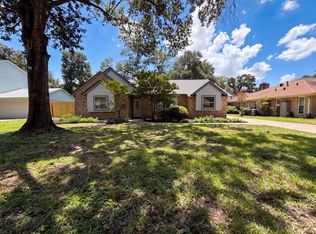10327 Sweetwood Dr, Houston, TX 77070