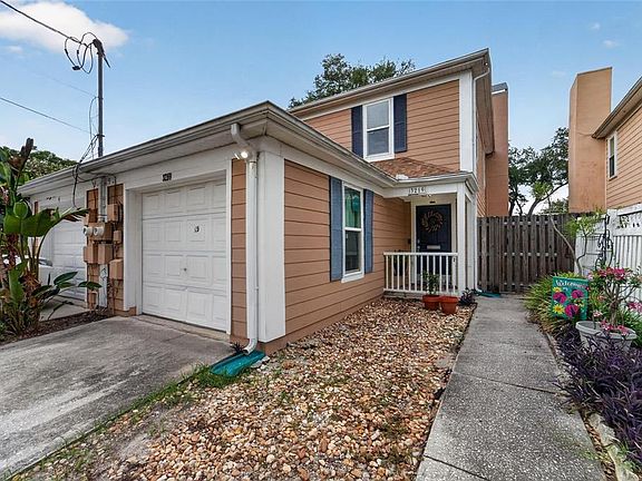 2nd image of 3219 W SANTIAGO STREET #B