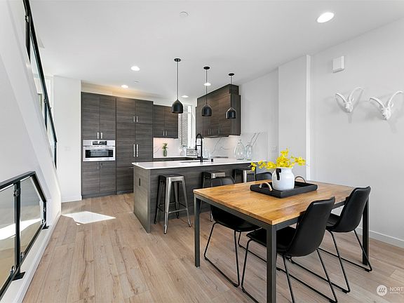 5th image of 1017 B 6th Avenue N