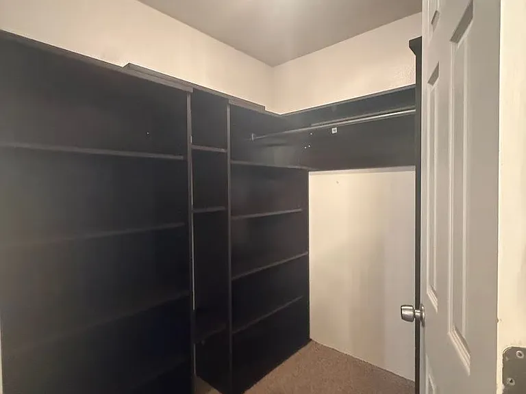 609 Montwood Dr — Photo 19