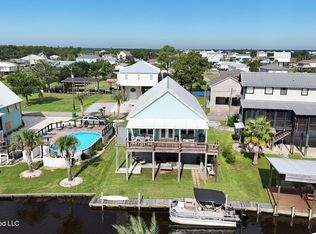 854 Deer Dr, Bay Saint Louis, MS 39520