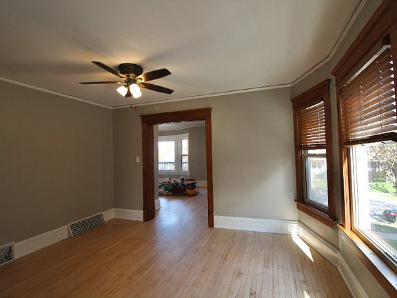 4th image of 2857 N Murray Ave #2857