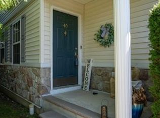 40 Lakeview Dr, Hamburg, NJ 07419