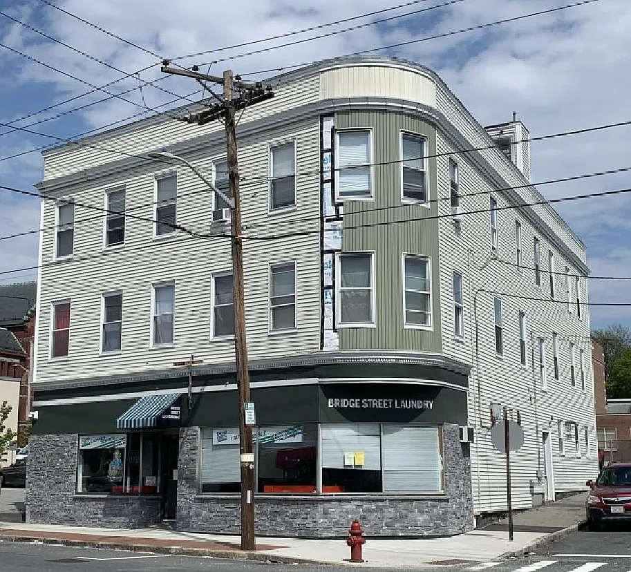 485 Bridge St — Photo 1
