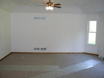 5th image of 1309 Deerfield Ln