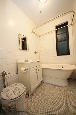 Rented by Kings Court Real Estate | media 5