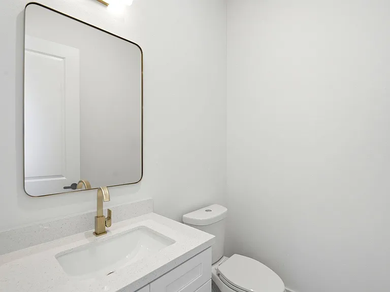 7709 Earl Rudder Way — Photo 31