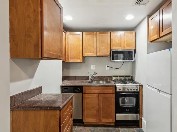 1931 Chestnut St APT 2M, Philadelphia, PA 19103